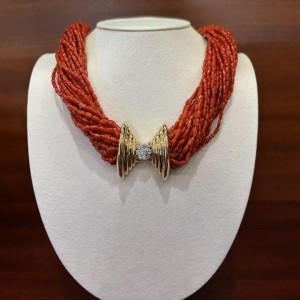 Estate 14 Karat Yellow Gold  Coral Strand Necklace With Approximately 10=0.50Tw Round Diamonds