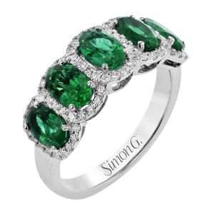 Simon G 18 Karat White Gold 2.00 Ct Emerald  And 0.26 Ct Diamond Ring