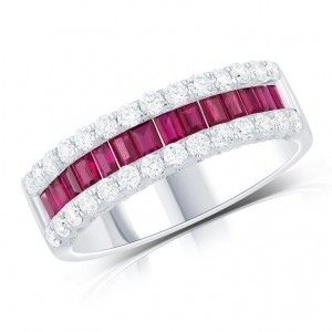 14 Karat White Gold 14 Karat 3-Row Band With 17=0.71CT Baguette Ruby Gemstones And 28=0.59CT Round Diamonds
Ring Size: 7.5