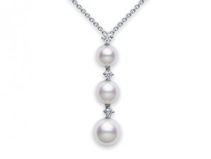 Mikimoto 18 Karat White Gold Pendant With One 5.50x6.00mm, One 6.00x6.50mm And One 7.00x7.50mm A+ Quality Round Akoya Pearl 
With 3=0.08tw Round Diamonds On 16