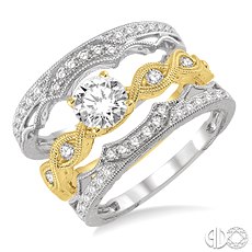 Round Shape Diamond Wedding Set
7/8 Ctw Diamond Wedding Set With 1/2 Ctw Round Center Entwined Engagement Ring and 3/8 Ctw Twin Wedding Band in 14K Yellow and White Gold