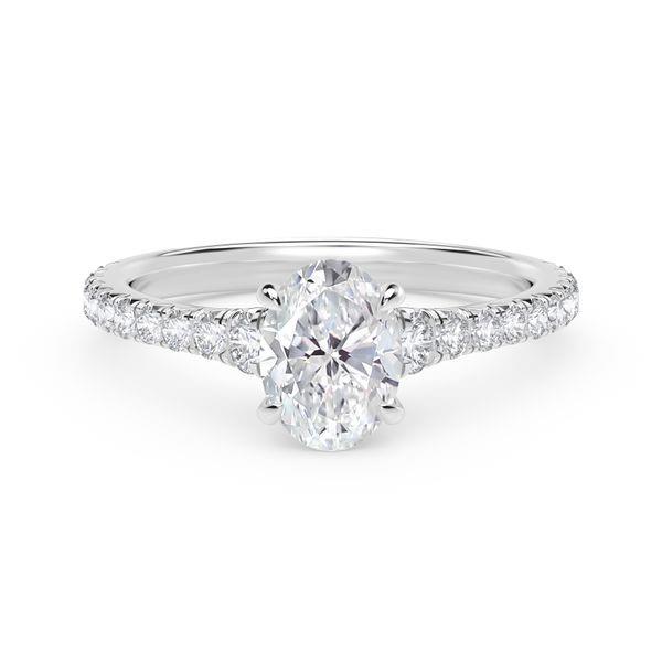 Forevermark Icon Platinum Engagement Ring With Center Oval Brilliant Cut Diamond 0.70 Ct And Round Brilliant Sides 0.32 Ct